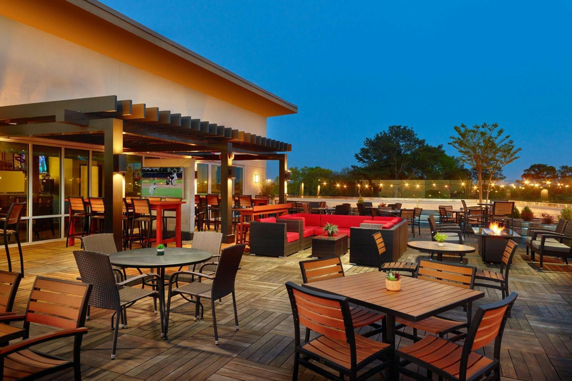 Courtyard By Marriott Atlanta Dunwoody Hotell Eksteriør bilde