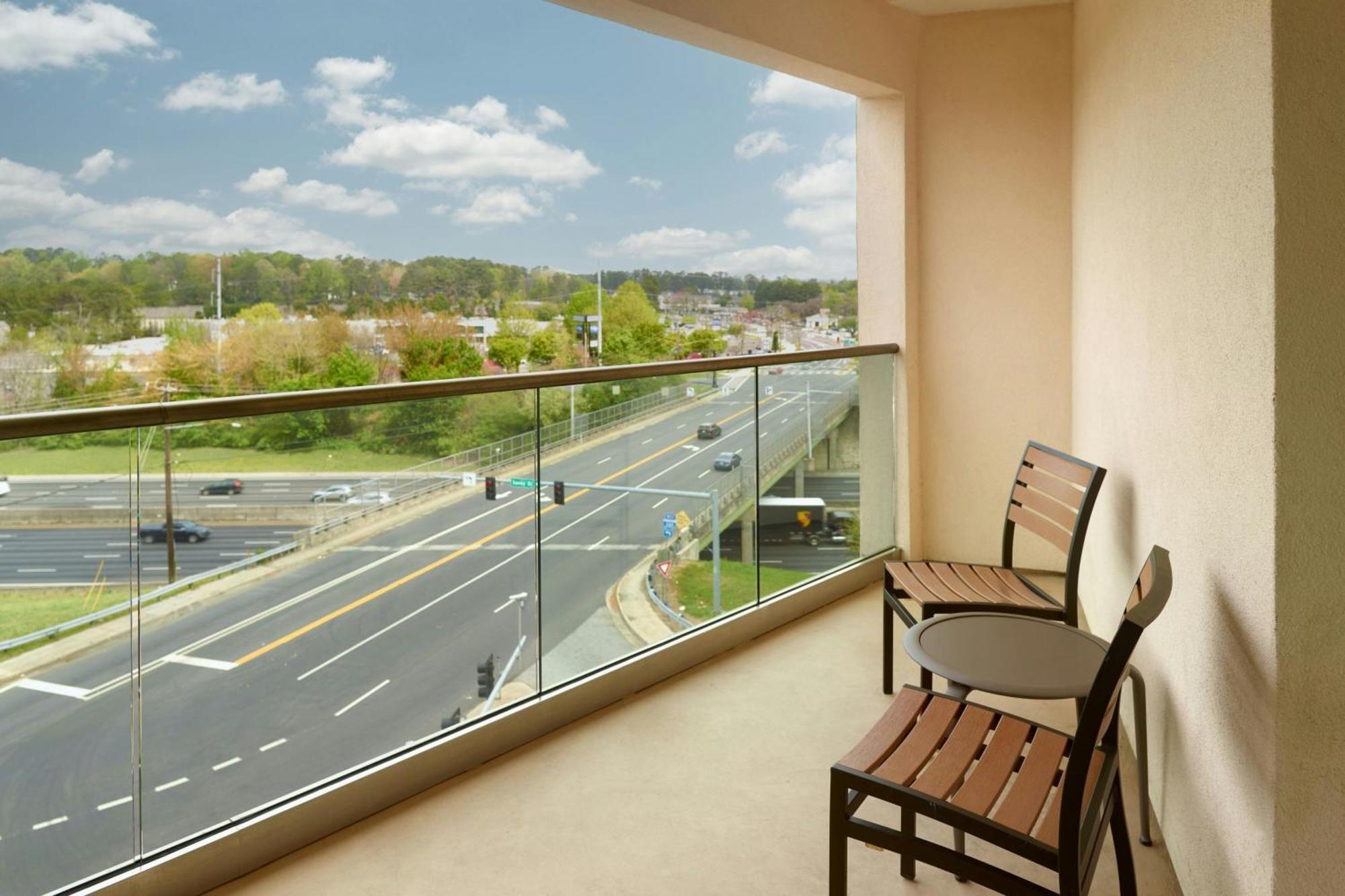 Courtyard By Marriott Atlanta Dunwoody Hotell Eksteriør bilde